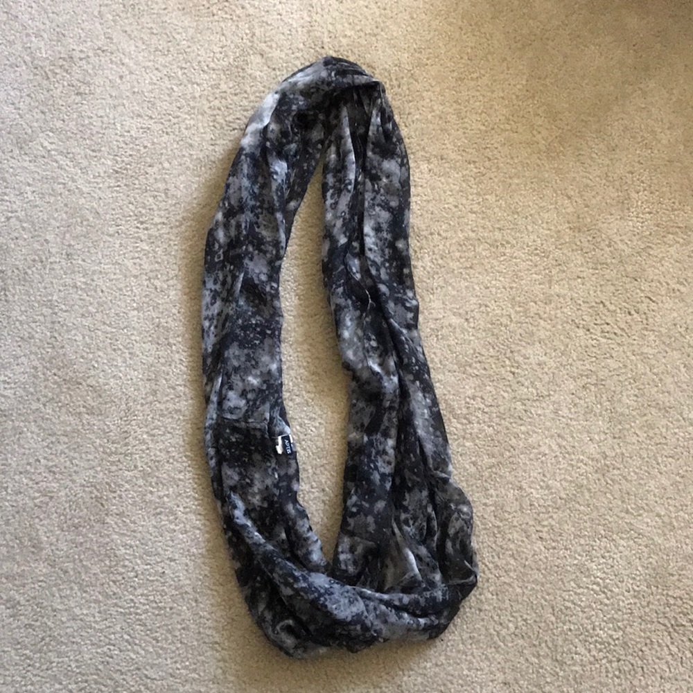 Black and Grey Infinity Scarf